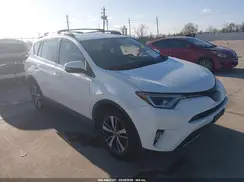 JTMWFREV5HJ715864 2017 TOYOTA RAV 4