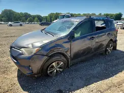 JTMWFREV5JD109811 2018 TOYOTA RAV 4
