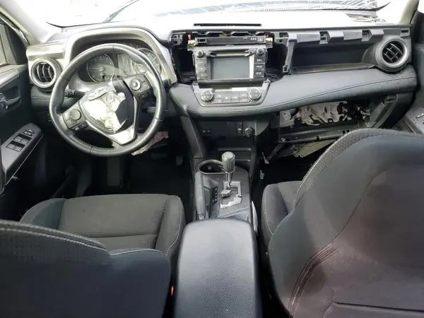 JTMWFREV5JD126494 2018 TOYOTA RAV 4 - Image 8