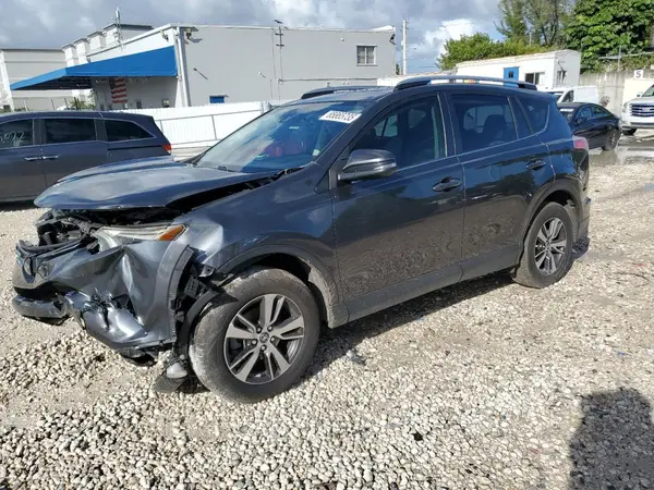 JTMWFREV5JD133185 2018 TOYOTA RAV 4 - Image 1