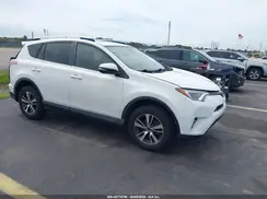 JTMWFREV5JD133610 2018 TOYOTA RAV 4