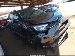 JTMWFREV5JJ187071 2018 TOYOTA RAV 4