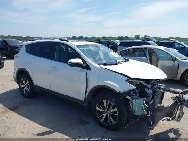 JTMWFREV5JJ189161 2018 TOYOTA RAV 4 - Image 1