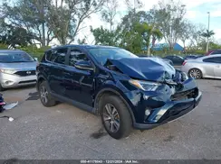 JTMWFREV5JJ192187 2018 TOYOTA RAV 4