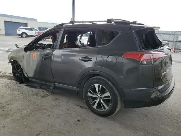 JTMWFREV5JJ733951 2018 TOYOTA RAV 4 - Image 2