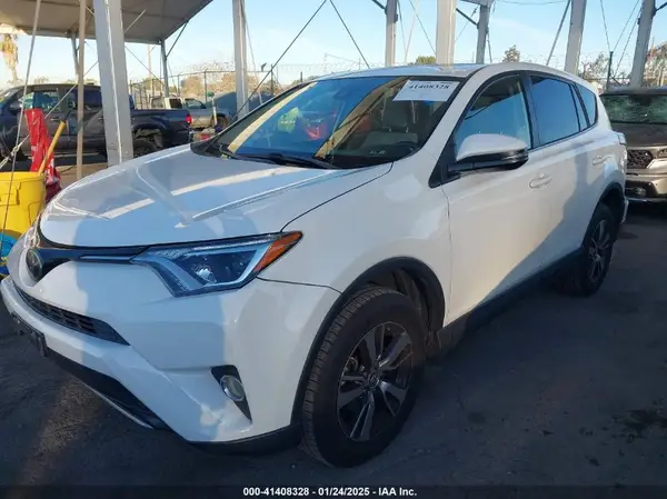 JTMWFREV5JJ739104 2018 TOYOTA RAV 4 - Image 2