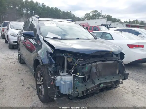 JTMWFREV5JJ749065 2018 TOYOTA RAV 4 - Image 1