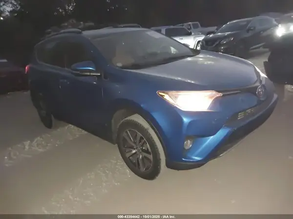 JTMWFREV6GJ084198 2016 TOYOTA RAV 4 - Image 1