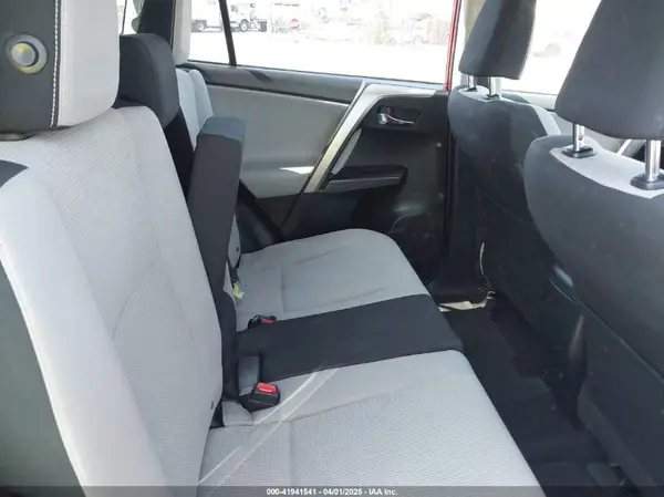 JTMWFREV6GJ099056 2016 TOYOTA RAV 4 - Image 8