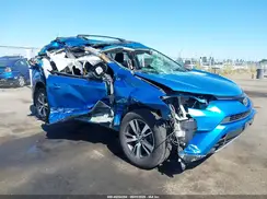 JTMWFREV6HD108189 2017 TOYOTA RAV 4