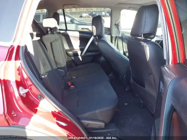 JTMWFREV6HJ131361 2017 TOYOTA RAV 4 - Image 8
