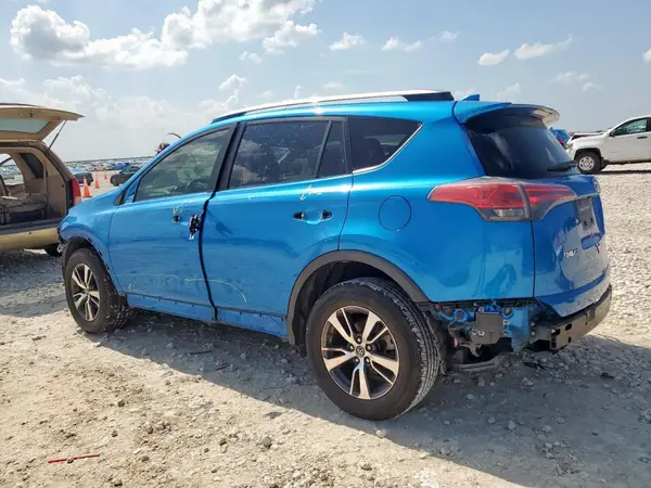 JTMWFREV6HJ147785 2017 TOYOTA RAV 4 - Image 2