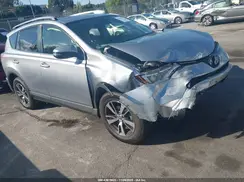 JTMWFREV6JD115973 2018 TOYOTA RAV 4