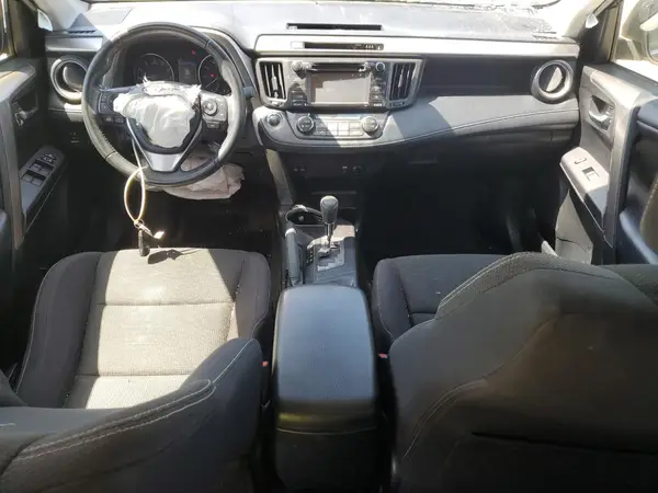 JTMWFREV6JD117982 2018 TOYOTA RAV 4 - Image 8
