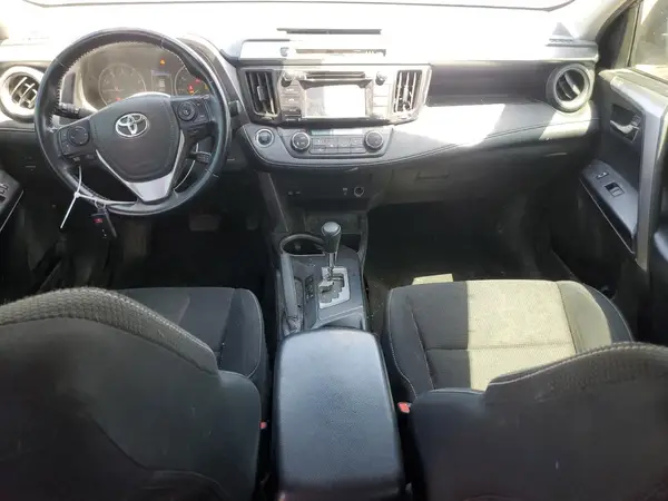JTMWFREV6JD125211 2018 TOYOTA RAV 4 - Image 8