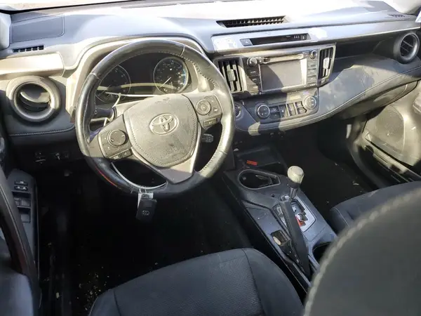 JTMWFREV6JJ181621 2018 TOYOTA RAV 4 - Image 8