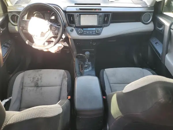 JTMWFREV6JJ203827 2018 TOYOTA RAV 4 - Image 8