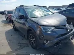 JTMWFREV6JJ726040 2018 TOYOTA RAV 4