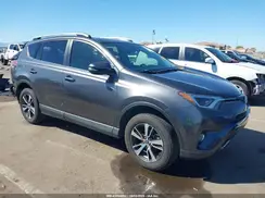JTMWFREV6JJ739192 2018 TOYOTA RAV 4