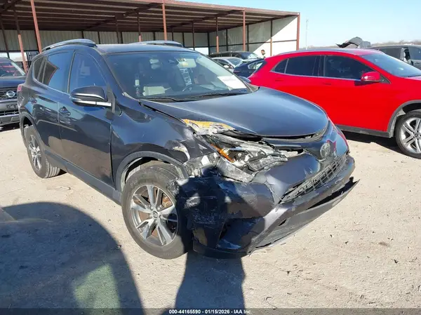 JTMWFREV6JJ740987 2018 TOYOTA RAV 4 - Image 1