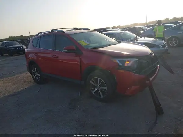 JTMWFREV7GJ090365 2016 TOYOTA RAV 4 - Image 1