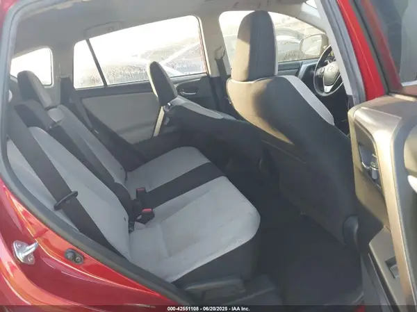 JTMWFREV7GJ090365 2016 TOYOTA RAV 4 - Image 8