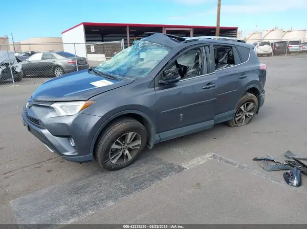 JTMWFREV7GJ093914 2016 TOYOTA RAV 4 - Image 2
