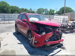 JTMWFREV7HJ120885 2017 TOYOTA RAV 4