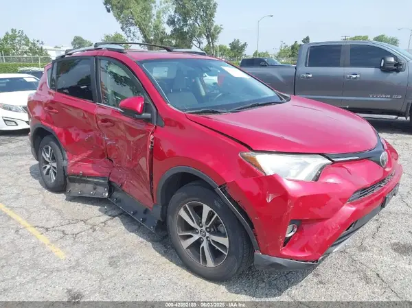 JTMWFREV7HJ140604 2017 TOYOTA RAV 4 - Image 1