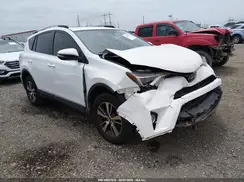 JTMWFREV7JD132555 2018 TOYOTA RAV 4