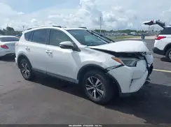 JTMWFREV7JJ200757 2018 TOYOTA RAV 4