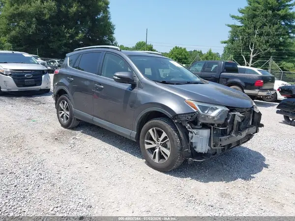 JTMWFREV7JJ202881 2018 TOYOTA RAV 4 - Image 1