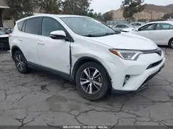 JTMWFREV7JJ730811 2018 TOYOTA RAV 4
