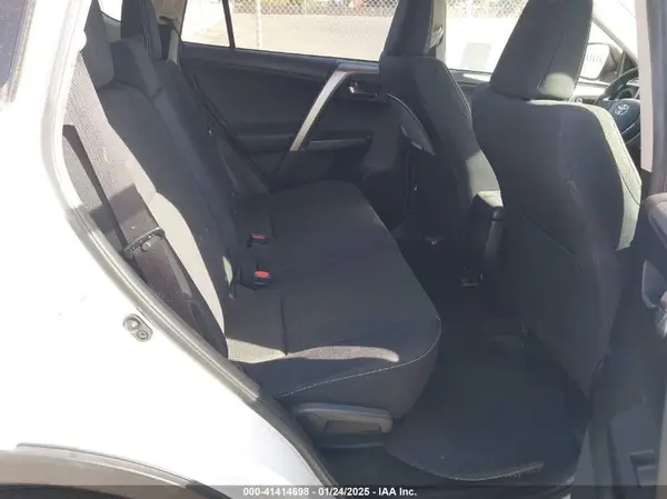 JTMWFREV8GD088932 2016 TOYOTA RAV 4 - Image 8