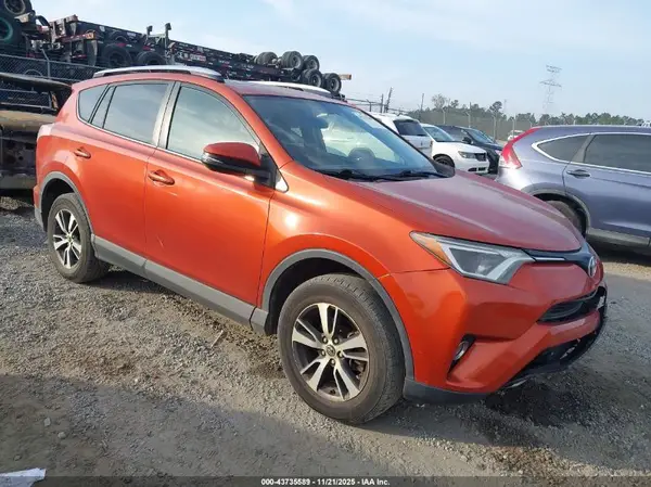 JTMWFREV8GJ092898 2016 TOYOTA RAV 4 - Image 1