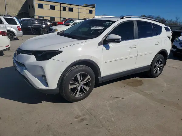 JTMWFREV8HD098233 2017 TOYOTA RAV 4 - Image 1