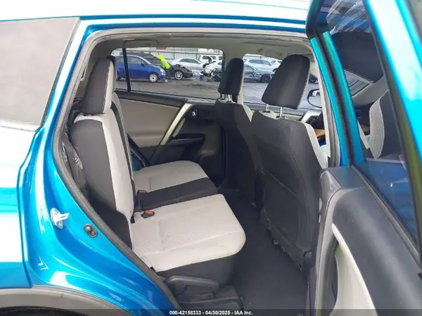 JTMWFREV8HJ125187 2017 TOYOTA RAV 4 - Image 8