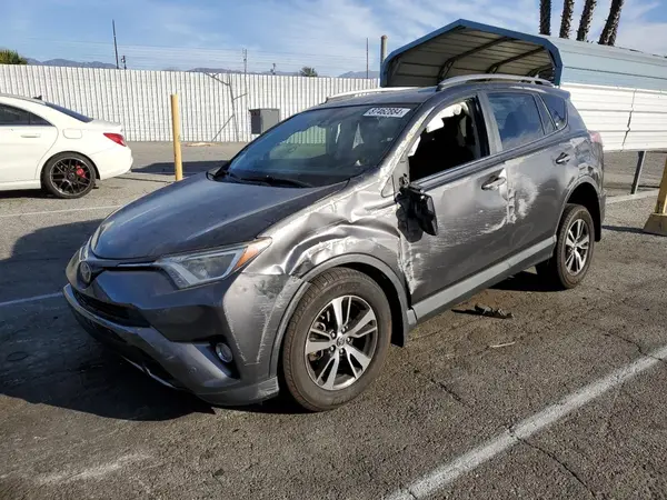 JTMWFREV8HJ706608 2017 TOYOTA RAV 4 - Image 1