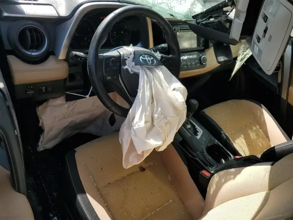 JTMWFREV8JD122407 2018 TOYOTA RAV 4 - Image 8