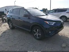 JTMWFREV8JJ166828 2018 TOYOTA RAV 4