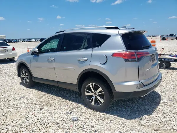 JTMWFREV8JJ168501 2018 TOYOTA RAV 4 - Image 2