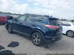 JTMWFREV8JJ172645 2018 TOYOTA RAV 4