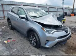 JTMWFREV8JJ188134 2018 TOYOTA RAV 4