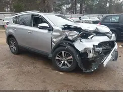 JTMWFREV8JJ204056 2018 TOYOTA RAV 4