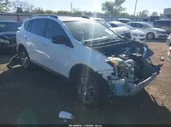 JTMWFREV8JJ736620 2018 TOYOTA RAV 4