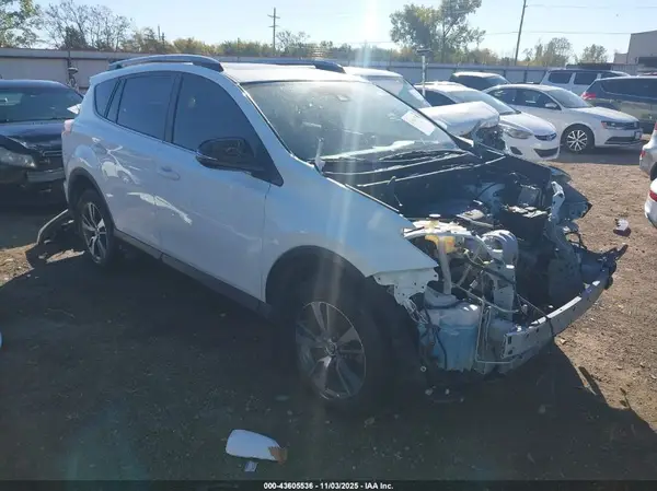 JTMWFREV8JJ736620 2018 TOYOTA RAV 4 - Image 1