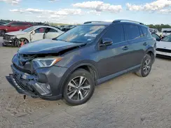 JTMWFREV8JJ739078 2018 TOYOTA RAV 4