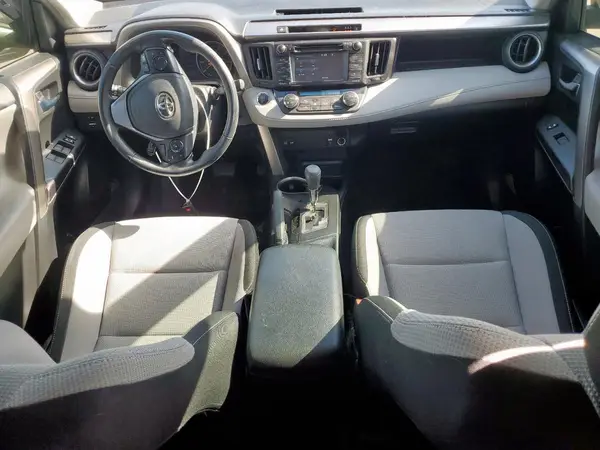 JTMWFREV8JJ746886 2018 TOYOTA RAV 4 - Image 8