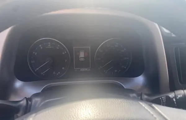 JTMWFREV8JJ753238 2018 TOYOTA RAV 4 - Image 8
