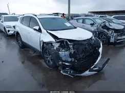 JTMWFREV9HD096491 2017 TOYOTA RAV 4